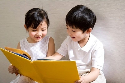 7 cách giúp trẻ yêu thích đọc sách