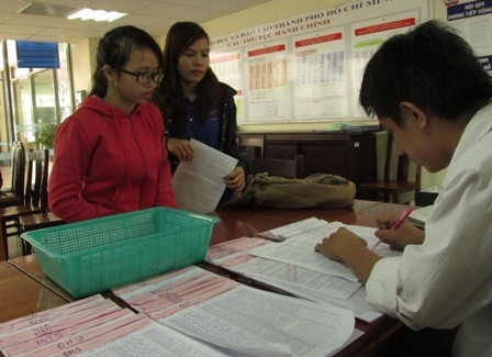 Hồ sơ ĐKDT Đại học 2014: Thí sinh vãng lai ở TpHCM nộp hồ sơ đăng ký thi ĐH, CĐ tại quận, huyện